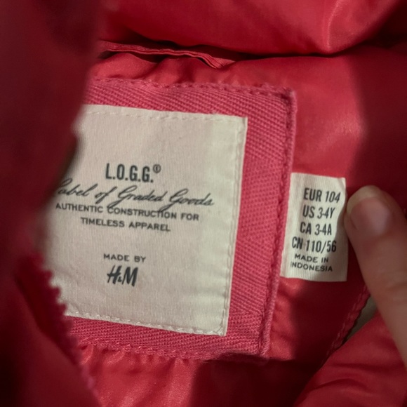 Pink kids puffer vest size - H&M - size 3-4 - Picture 7 of 7